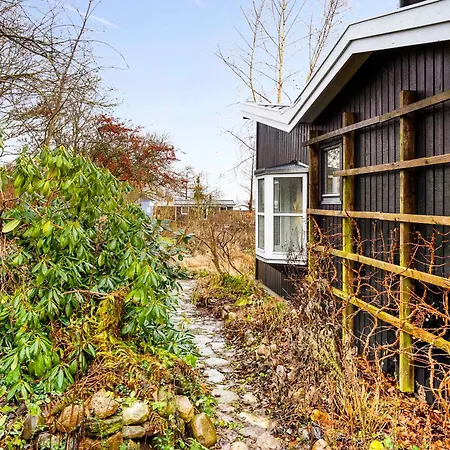 Cozy Witchs House With Fjord View Дом отдыха